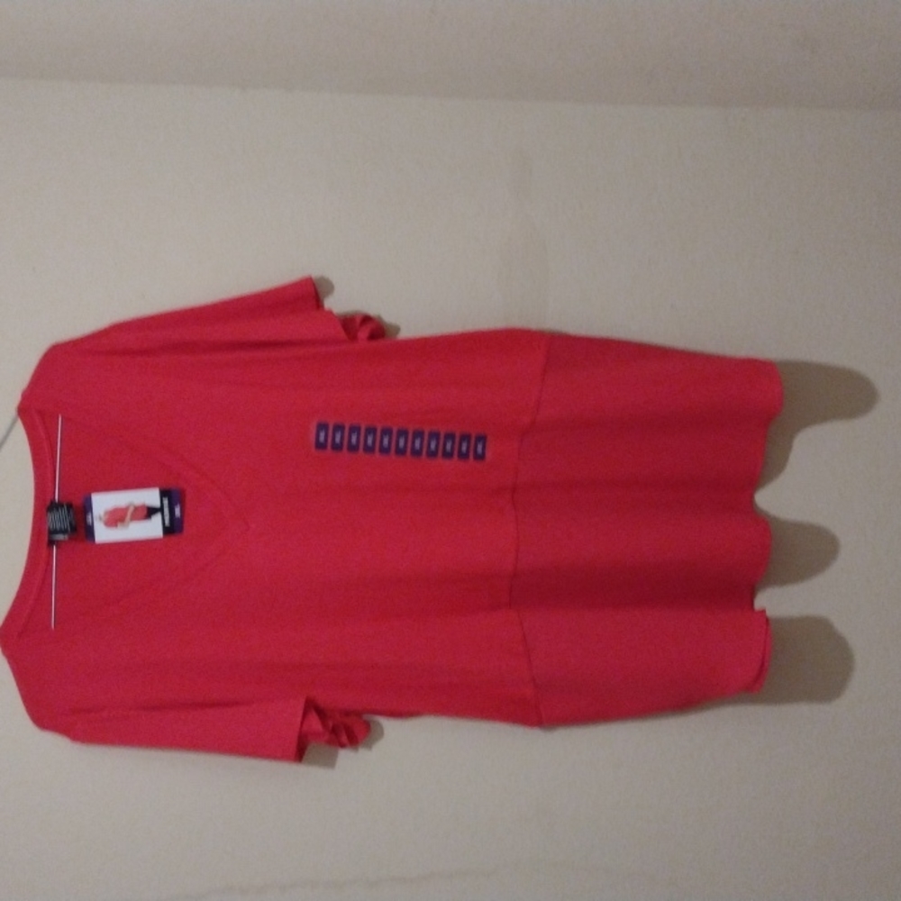 Premiere fuchsia 2XL v-neck breathable top vented skirted bottom